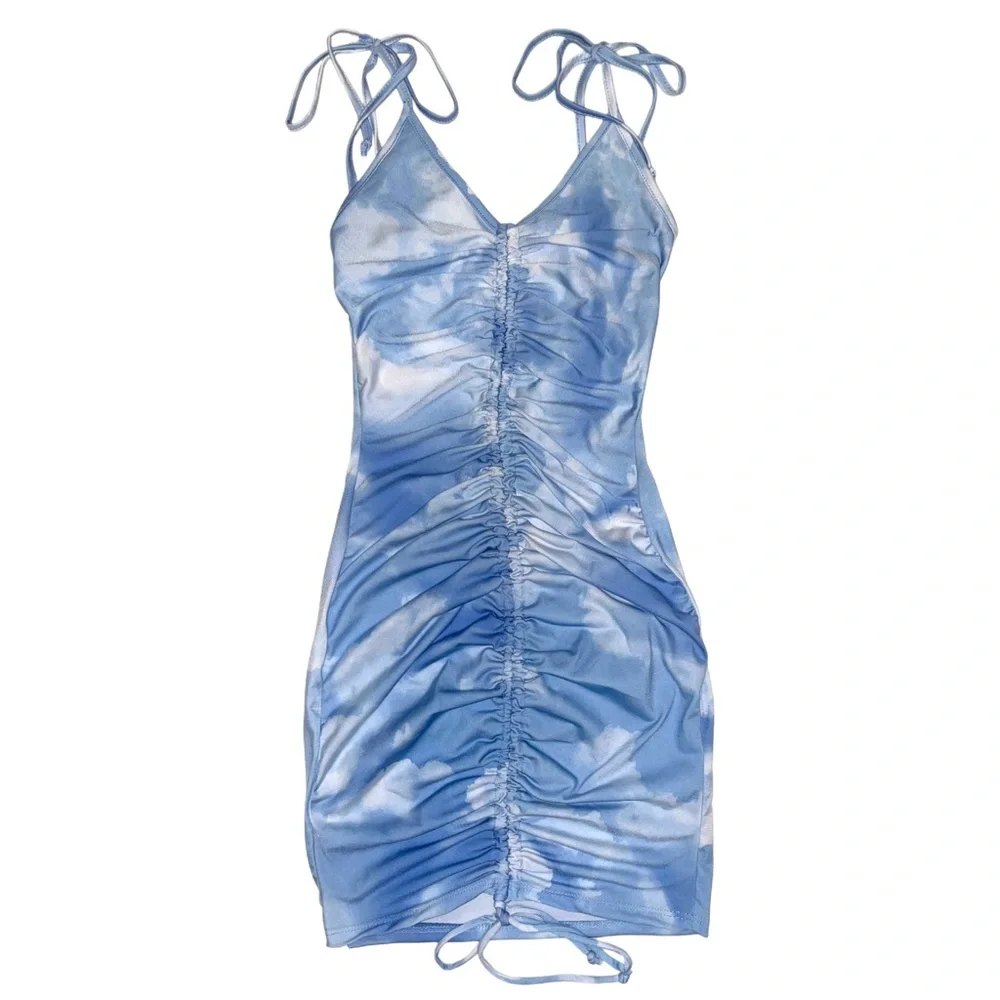 NWOT Fashion Nova Cloud Printed Ruched Dress - Picture 3 of 4